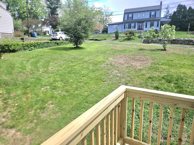 1 Arlington Hts, Norwich, CT 06360 - view of grassy yard