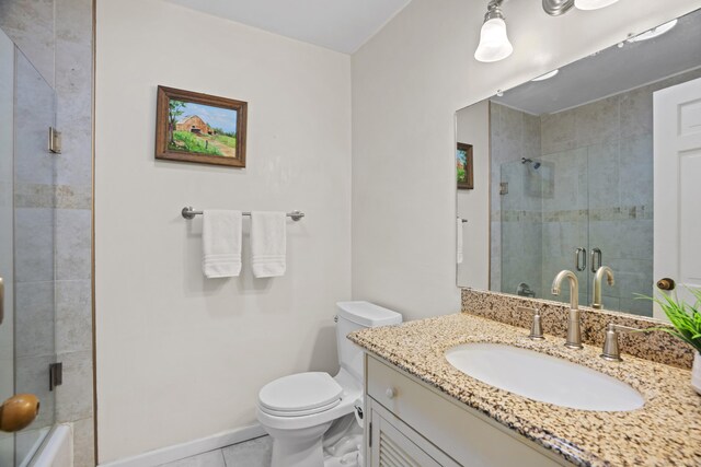37 Hungry Hill Cir, Guilford, CT 06437 - full bathroom featuring toilet, vanity, tile patterned flooring, and tiled shower / bath combo