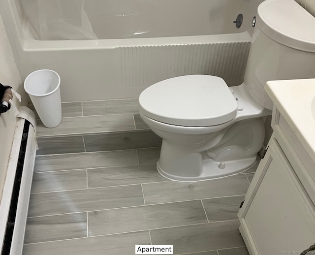 14 Live Oak Rd, Norwalk, CT 06851 - bathroom featuring vanity, toilet, and a bath