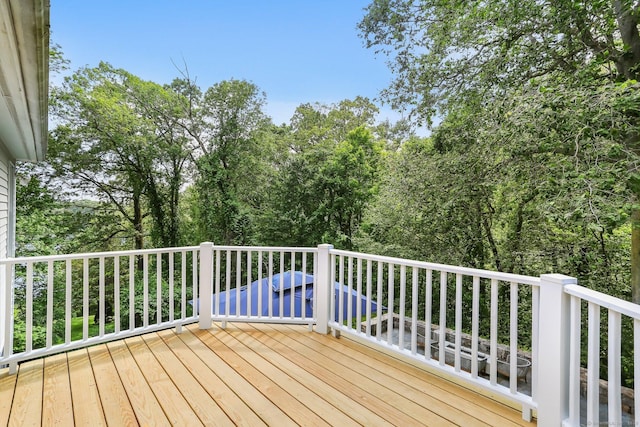 681 Old Stamford Rd, New Canaan, CT 06840 - view of wooden terrace