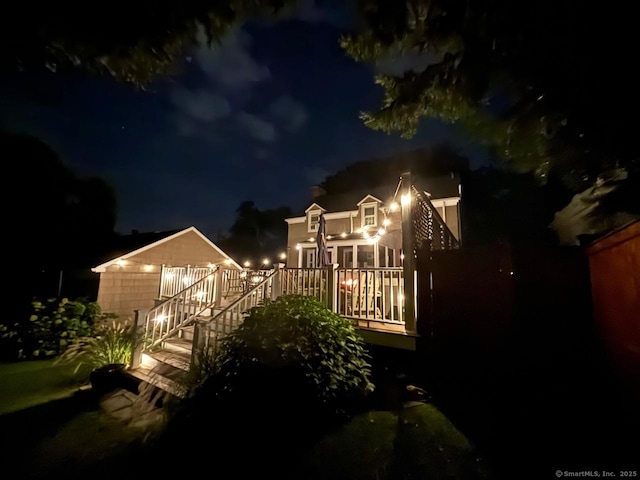 85 5th St, Stamford, CT 06905 - view of yard at twilight