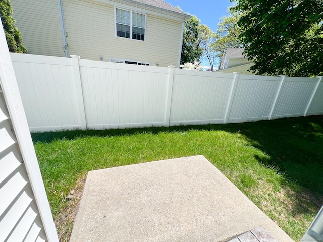 279 New Haven Ave Apt H, Milford, CT 06460 - view of yard with a patio area