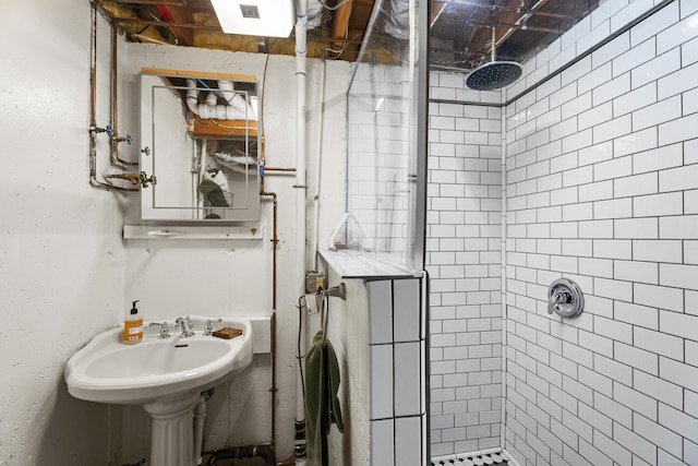 9 Benham Hill Pl, Hamden, CT 06514 - bathroom with a stall shower