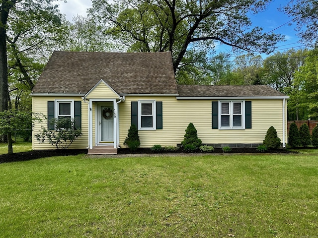 140 Clintonville Rd, North Haven, CT 06473 - new england style home with a shingled roof