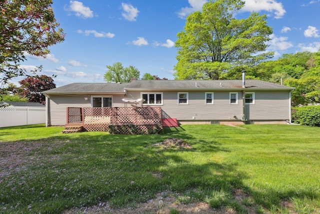 11 Jamestown Rd, Hamden, CT 06518 - back of property featuring a deck