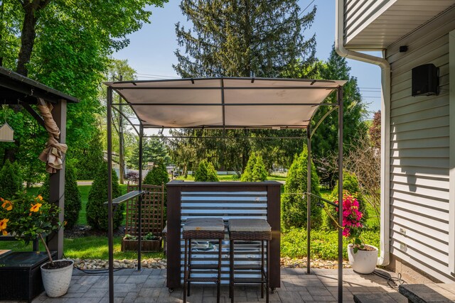 14 Stakey Farm Rd, Southington, CT 06489 - view of patio / terrace with outdoor dining space