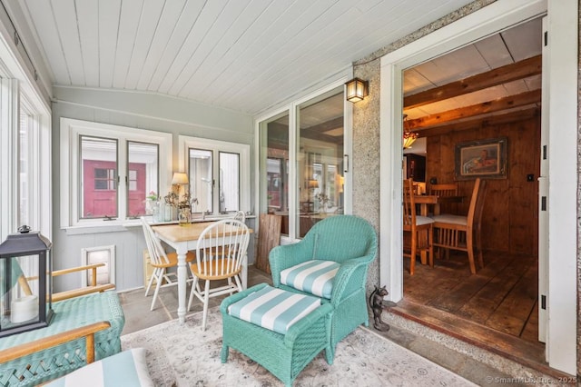9 Columbus Ave, East Lyme, CT 06357 - view of sunroom / solarium