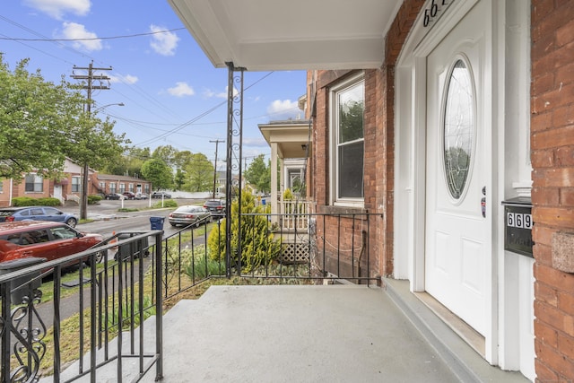 669 Third Ave, West Haven, CT 06516 - balcony with covered porch