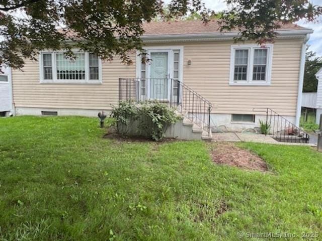 29 Barholm Ave, Stamford, CT 06907 - back of house with a lawn