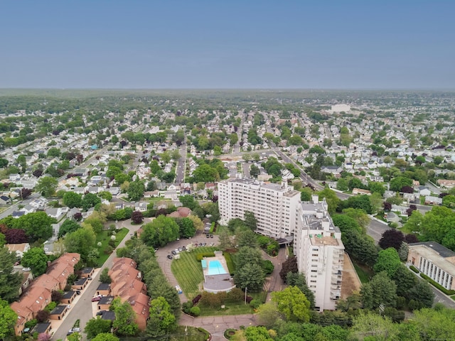 bird's eye view of a pool area