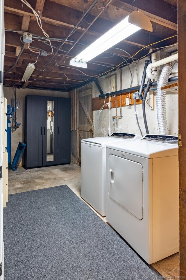 153 Mountain Rd, Cheshire, CT 06410 - washroom featuring washer and dryer