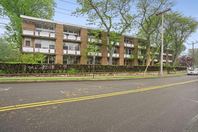 15 Ellsworth St Apt 22, Bridgeport, CT 06605 - view of apartment building / complex