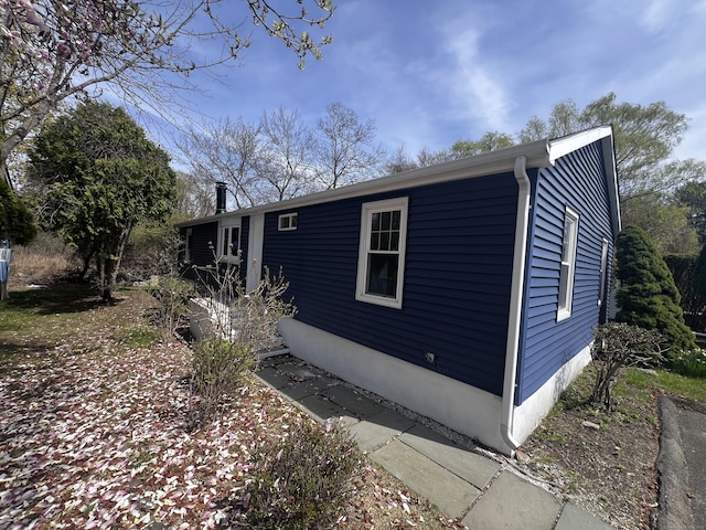 28 Crescent Park Rd, Westport, CT 06880 - view of side of home