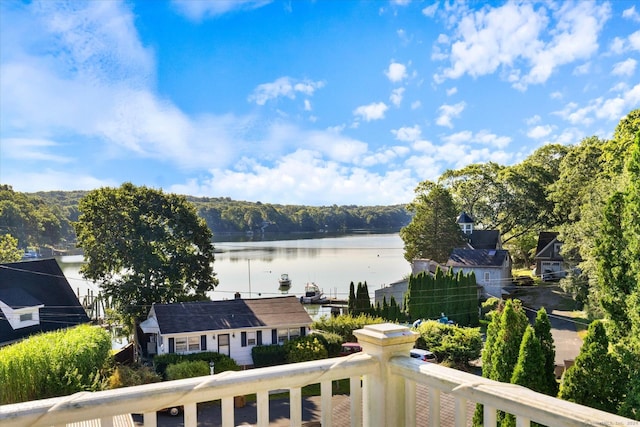 16 Hill Rd, East Lyme, CT 06333 - water view