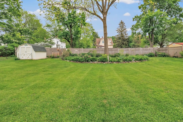 26 Williams Rd, Cheshire, CT 06410 - view of yard with a storage unit and an outbuilding