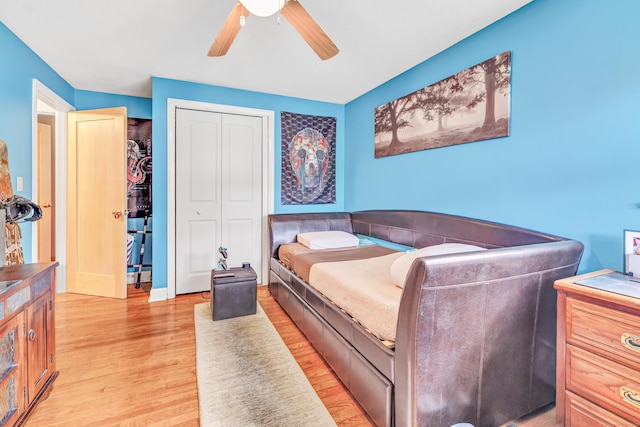 26 Williams Rd, Cheshire, CT 06410 - bedroom with light wood-style flooring, a closet, and a ceiling fan