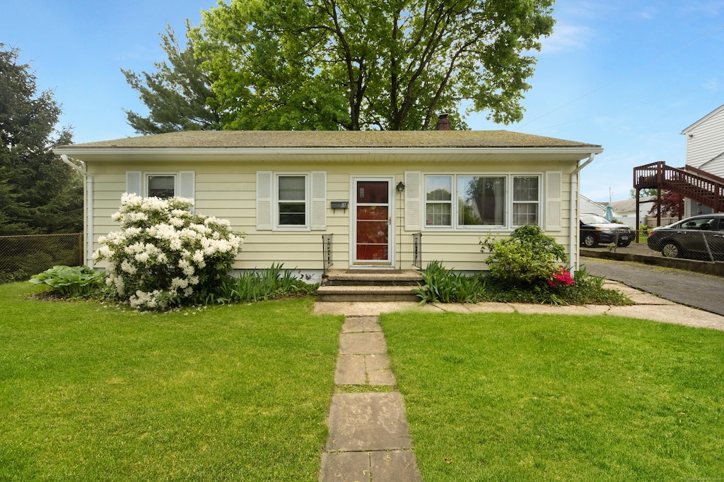 87 Charles St, Stamford, CT 06902 - photo 1