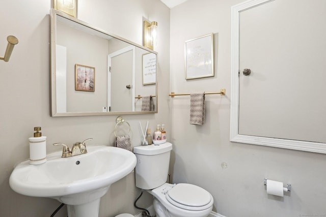 219 Robinwood Rd, Waterbury, CT 06708 - photo 13