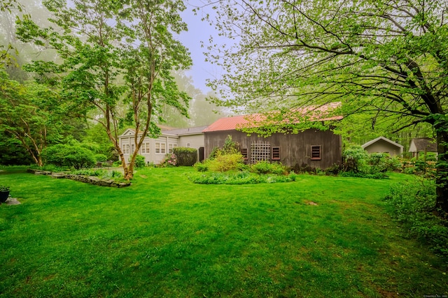 view of grassy yard