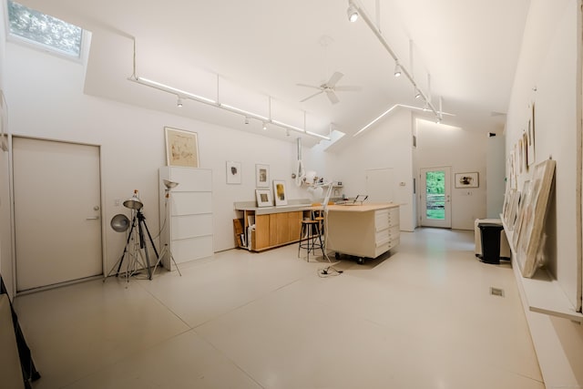 garage featuring ceiling fan