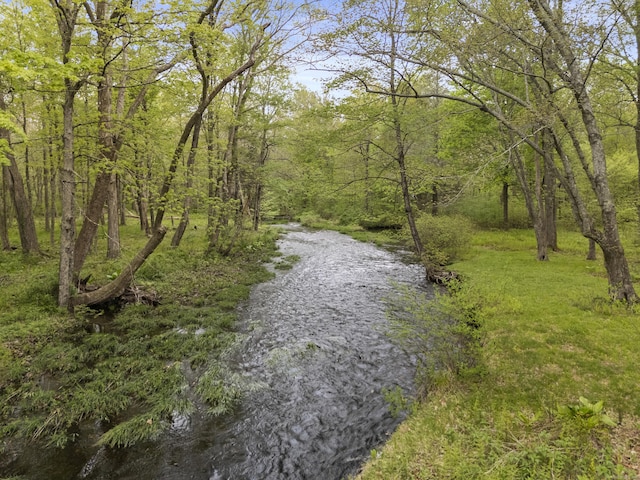 38 Three Bridges Rd, East Haddam, CT 06423