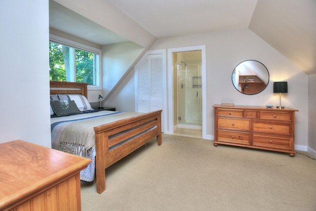 63 Balfour Dr, West Hartford, CT 06117 - bedroom featuring light carpet, ensuite bathroom, lofted ceiling, and baseboards