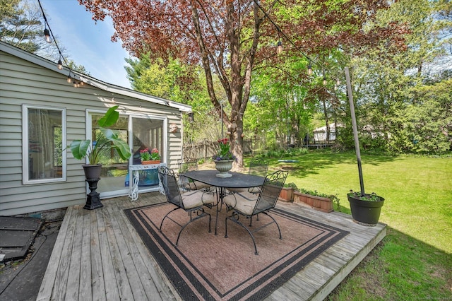 10 Meadowbrook Rd, Hamden, CT 06517 - wooden deck featuring outdoor dining space