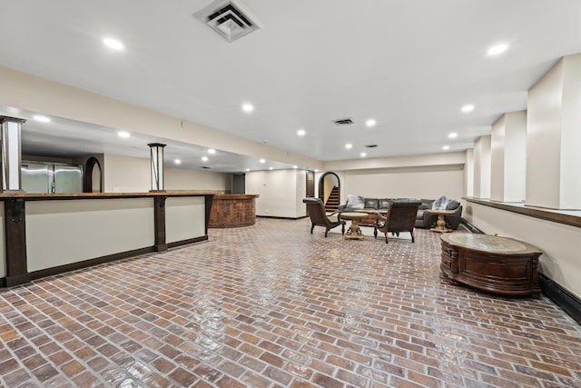 46 Mountain Farms Rd, West Hartford, CT 06117 - lobby with recessed lighting