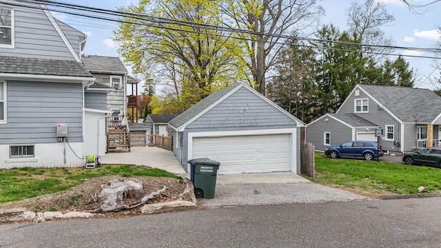 view of detached garage