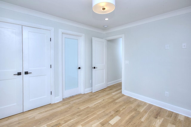 450 Penfield Rd, Fairfield, CT 06824 - unfurnished bedroom with light wood finished floors and baseboards