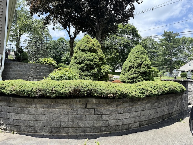 15-17 Beckerle St, Danbury, CT 06811 - view of property's community