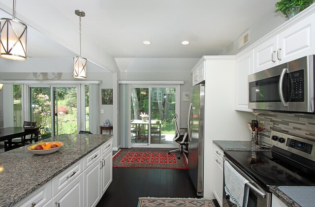 522 Heritage Vlg Unit B, Southbury, CT 06488
