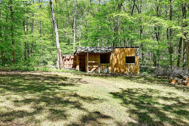 7 Stonegate Rd, East Hampton, CT 06424 - view of outdoor structure featuring a forest view and an outdoor structure