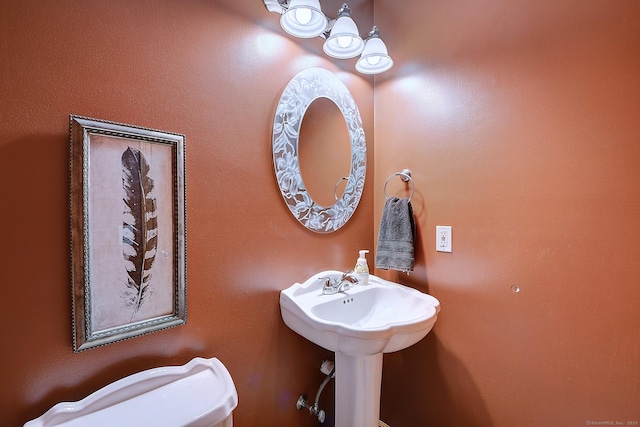 7 Stonegate Rd, East Hampton, CT 06424 - bathroom featuring toilet