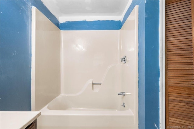 20 Cedar Ln, Norwich, CT 06360 - full bath with vanity and shower / washtub combination