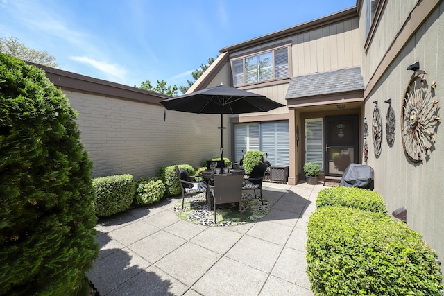 85 Viscount Dr Unit 10A, Milford, CT 06460 - view of patio / terrace featuring outdoor dining area