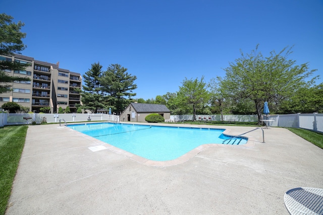 85 Viscount Dr Unit 10A, Milford, CT 06460 - community pool with a fenced backyard and a patio area