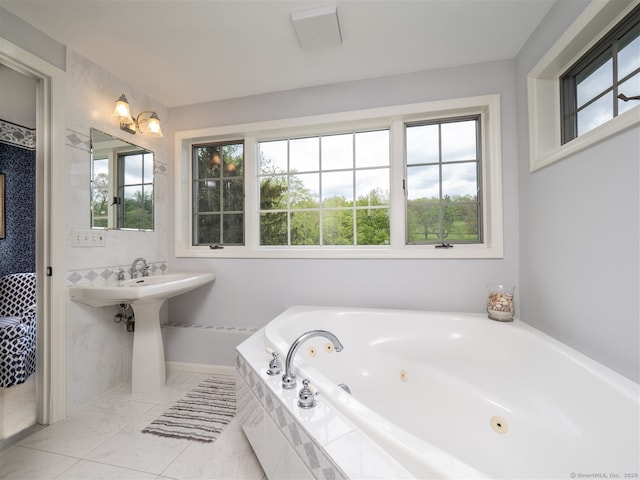 61 Nod Hill Rd, Wilton, CT 06897 - bathroom featuring a jetted tub