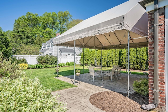 341 Quaker Ln N, West Hartford, CT 06119 - view of yard featuring a gazebo and a patio