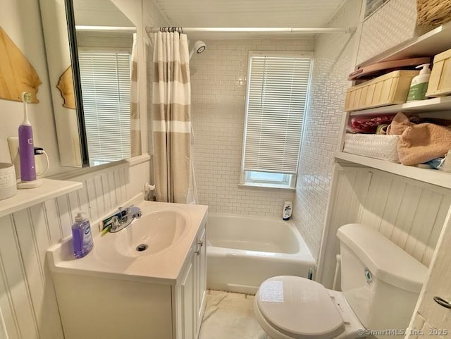 661 E Main St, Stratford, CT 06614 - full bathroom with toilet, vanity, and shower / tub combo with curtain