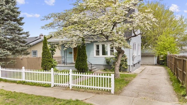 view of front of property featuring covered porch