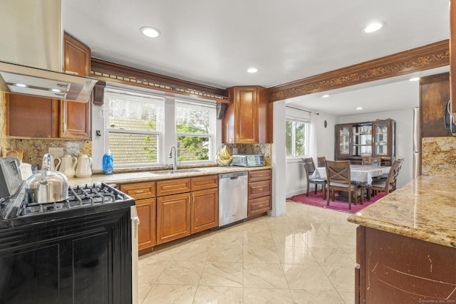 kitchen with dishwasher, black range with gas stovetop, a sink, tasteful backsplash, and recessed lighting