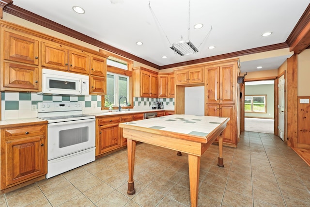 208 Cardinal Cir, Torrington, CT 06790 - photo 8