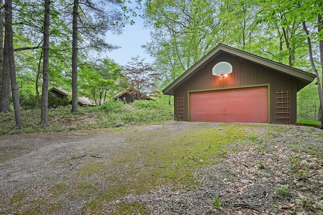 view of detached garage