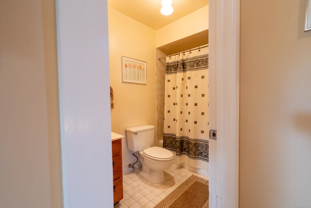 1 E Hayestown Rd Unit 24, Danbury, CT 06811 - bathroom with toilet, tile patterned flooring, vanity, and a shower with curtain