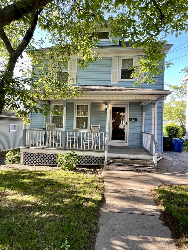 44 Greene Ave, Norwich, CT 06360 - american foursquare style home featuring a porch