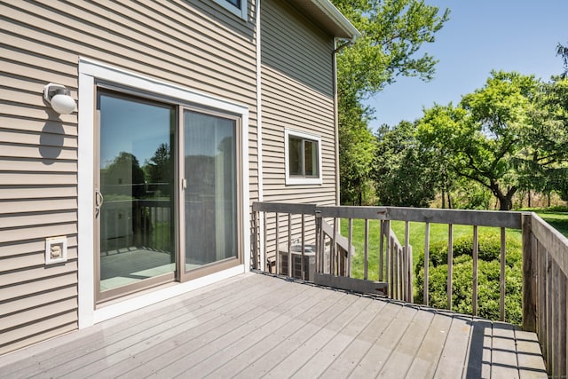 592 Mountain Rd Unit A, West Hartford, CT 06117 - view of wooden terrace