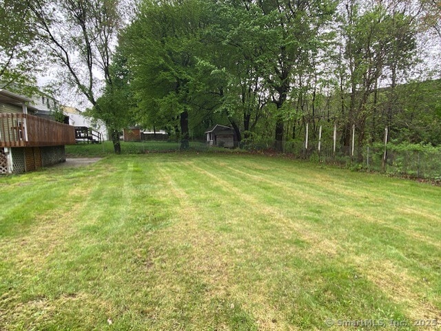 147 Chester St, East Hartford, CT 06108 - view of yard featuring a deck