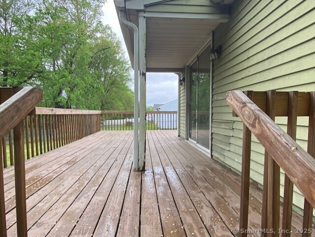 147 Chester St, East Hartford, CT 06108 - view of wooden terrace