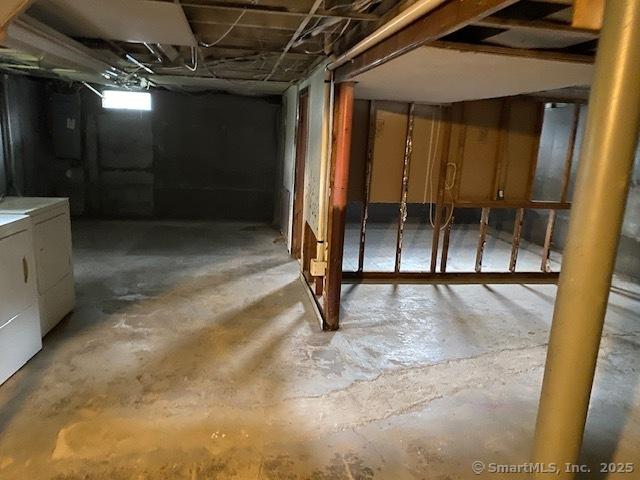 147 Chester St, East Hartford, CT 06108 - below grade area with independent washer and dryer and electric panel